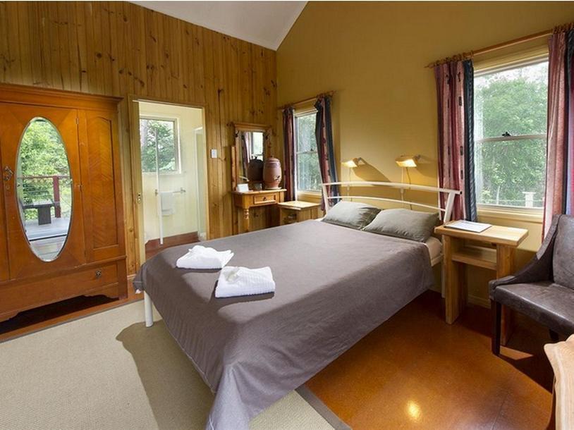 Glass House Mountains Ecolodge 외부 사진