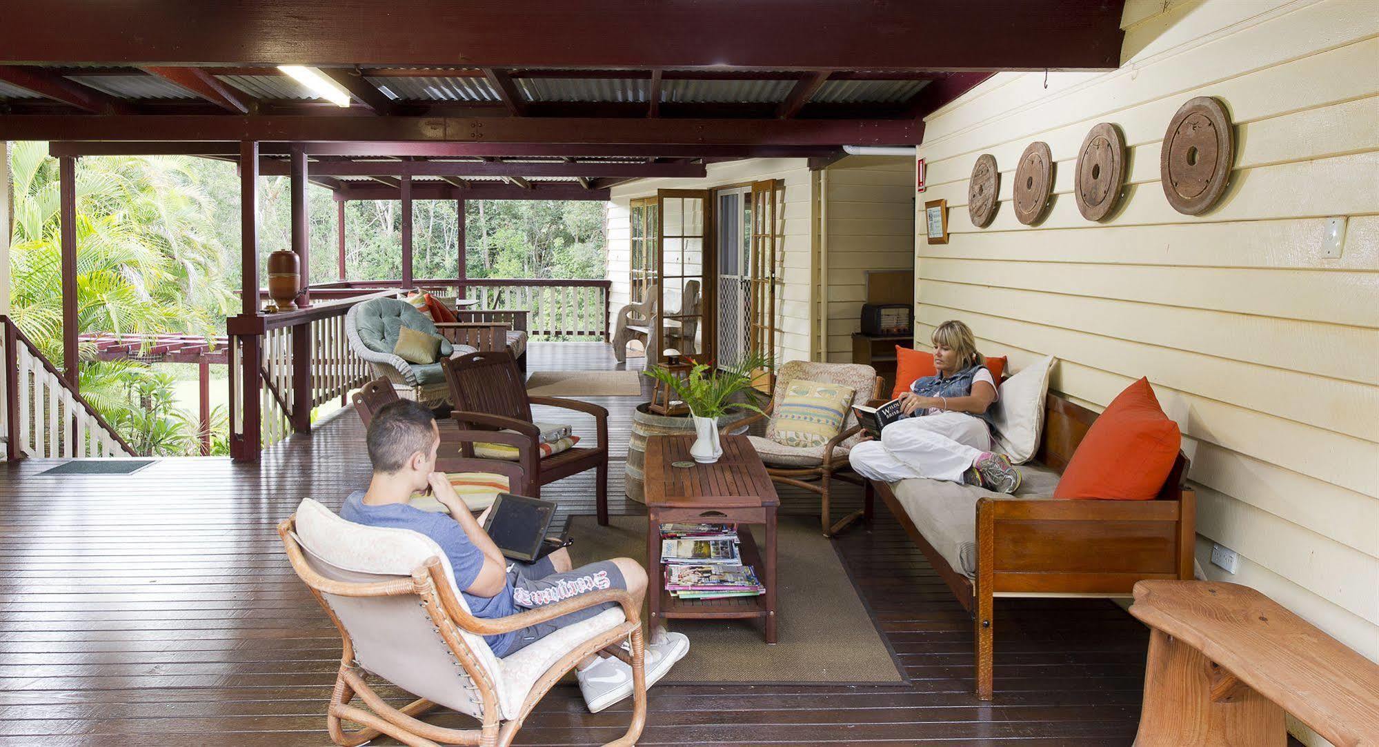 Glass House Mountains Ecolodge 외부 사진